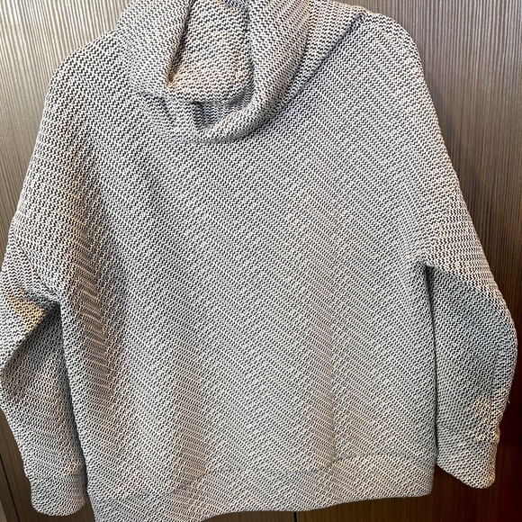 Gap fit sweater - Picture 1 of 2